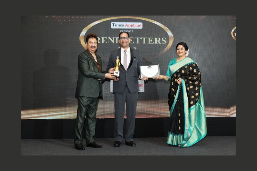 Dr Vikrant Subaash, Celebrated Numerology And Vaastu Expert Coach Conferred With Trendsetter 2023 Award