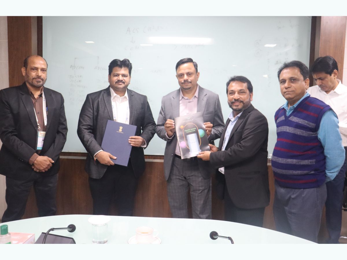 Government Of Gujarat & Instashield Signs MOU to Invest Rs. 45 Crores in the State; Create a Safer Environment