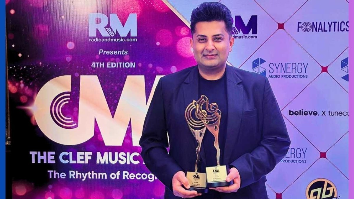 Soulful singer Sumeet Tappoo wins two prestigious CLEF Awards